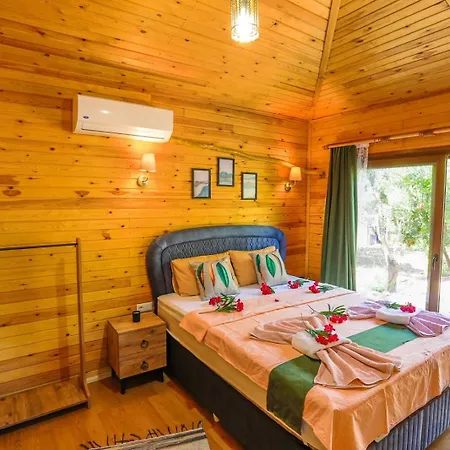 Garden Ferienhaus Kaş